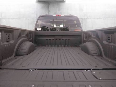 New 2026 Ford F250 Lariat w/ Black Appearance Package AWD/4WD image 9