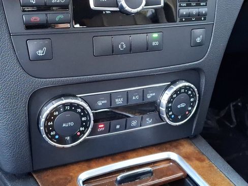 Used 2015 Mercedes-Benz GLK 350 4MATIC image 23