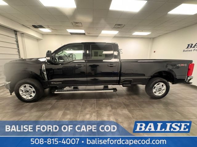 Used 2025 Ford F250 XLT AWD/4WD image 4