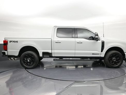 Used 2025 Ford F250 Lariat w/ Lariat Ultimate Package AWD/4WD image 6