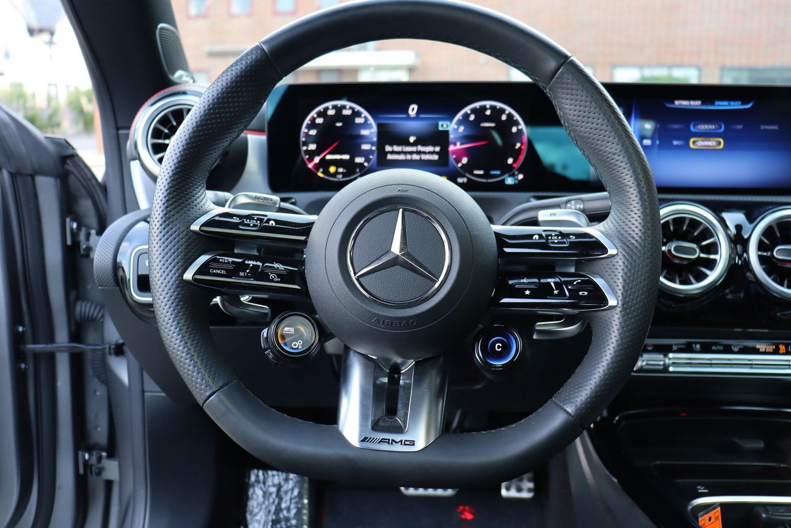 Used 2025 Mercedes-Benz CLA 35 AMG 4MATIC image 26