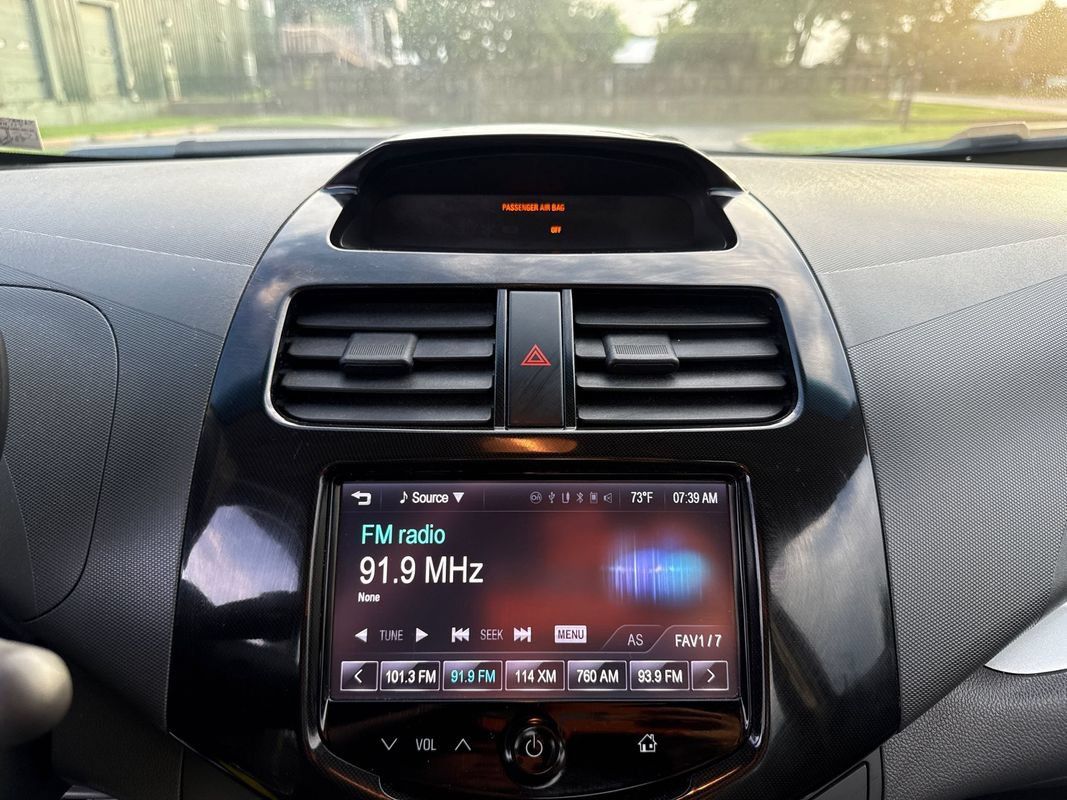 Used 2015 Chevrolet Spark LT FWD image 21