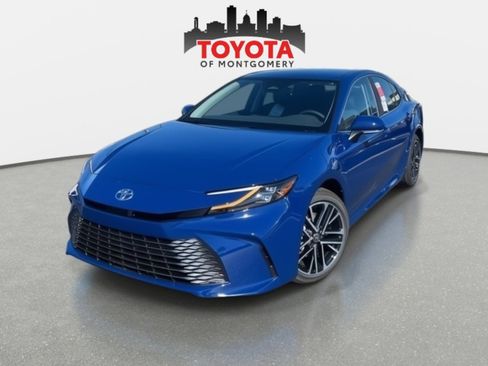 New 2026 Toyota Camry XLE FWD image 2
