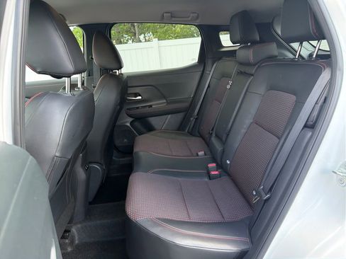 Used 2025 Nissan Kicks SR AWD/4WD image 28