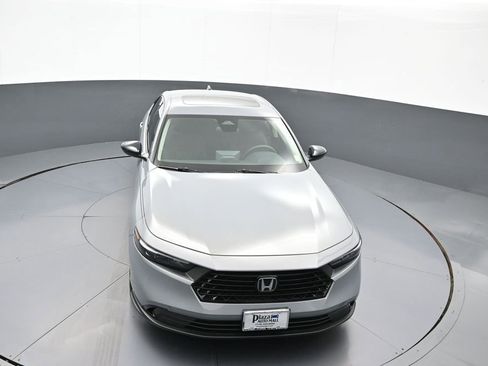 Used 2025 Honda Accord SE image 35