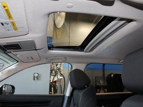 Used 2023 Honda CR-V EX image 37