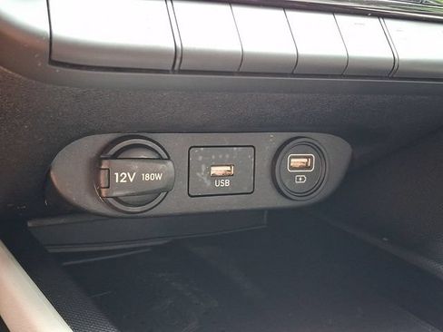 Used 2023 Hyundai Elantra Limited w/ Cargo Package FWD image 38
