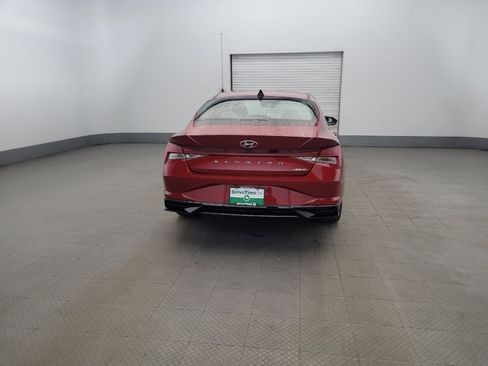 Used 2023 Hyundai Elantra Limited image 7