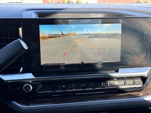 Used 2022 GMC Sierra 1500 Elevation image 4