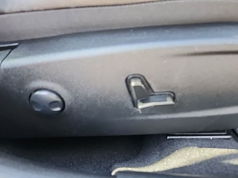 Certified 2022 Dodge Charger SXT w/ Leather Interior Group image 14