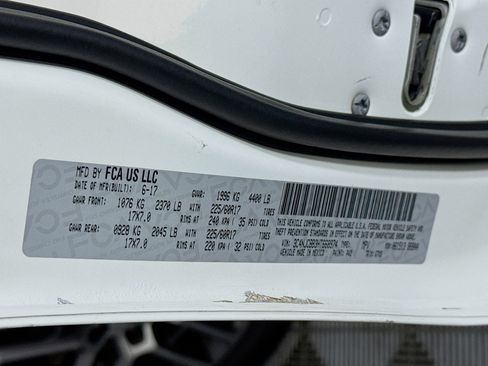 Used 2017 Jeep Compass Latitude w/ Popular Equipment Group image 39