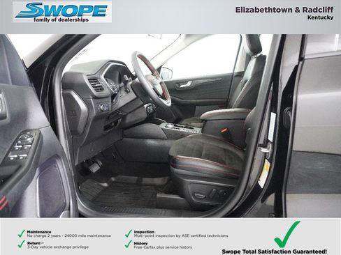 Used 2022 Ford Escape SEL w/ SEL Stealth AWD Package image 12