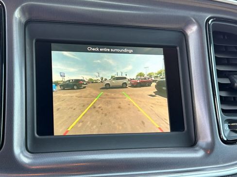 Used 2020 Dodge Challenger SXT RWD image 15