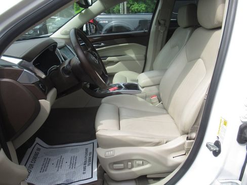 Used 2014 Cadillac SRX Luxury AWD/4WD image 19