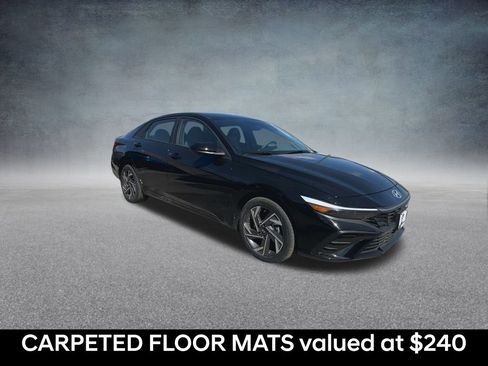 Used 2025 Hyundai Elantra Sport FWD image 2