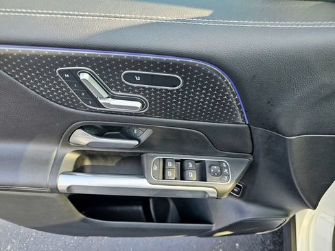Certified 2025 Mercedes-Benz GLB 250 4MATIC image 23