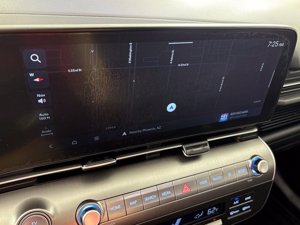 Used 2025 Hyundai Kona SEL FWD image 34