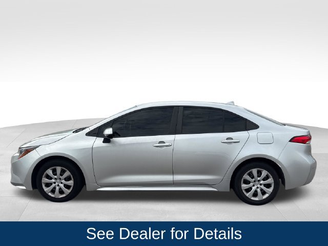 Used 2020 Toyota Corolla LE FWD image 2