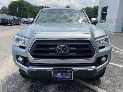 Used 2023 Toyota Tacoma SR5 RWD image 6