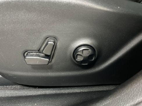 Used 2020 Jeep Cherokee High Altitude image 10