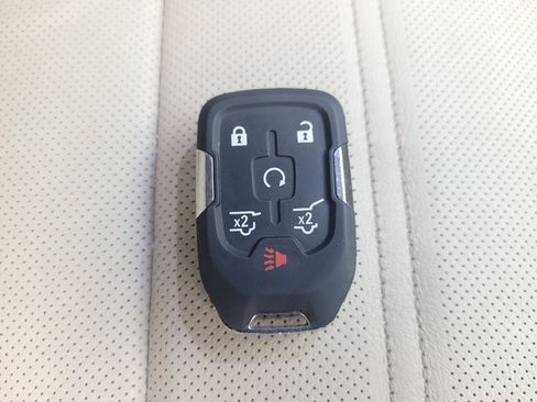 Used 2018 GMC Yukon Denali w/ Denali Ultimate Package AWD/4WD image 32