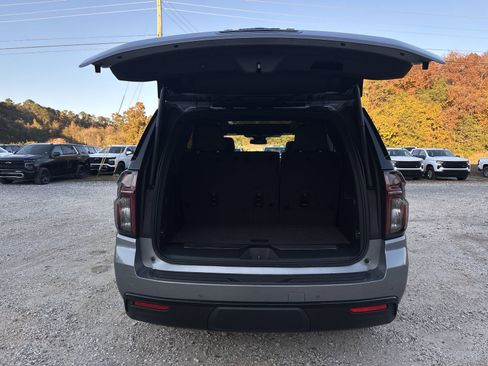 Used 2024 Chevrolet Tahoe Z71 w/ Luxury Package image 27