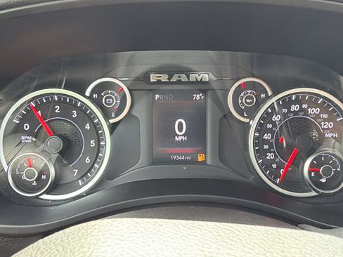 Used 2026 RAM 2500 Big Horn AWD/4WD image 28