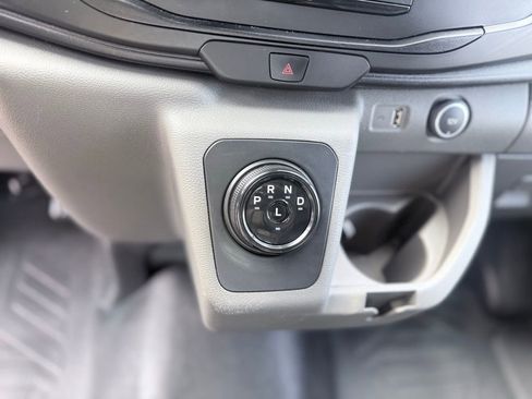 Used 2022 Ford E-Transit 148 High Roof Extended RWD image 16