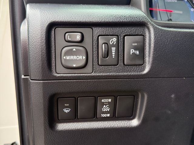 Used 2019 Toyota 4Runner Limited AWD/4WD image 17