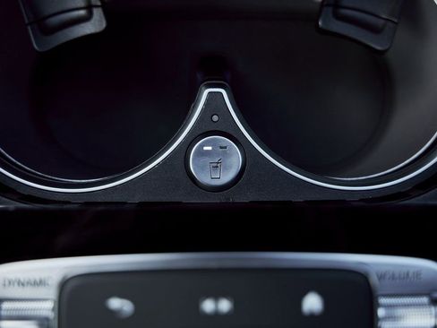 Used 2024 Mercedes-Benz Maybach GLS 600 4MATIC image 82