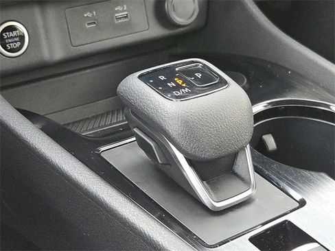 Certified 2023 Nissan Rogue SV image 19