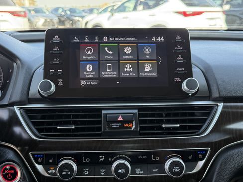 Used 2021 Honda Accord Touring image 28