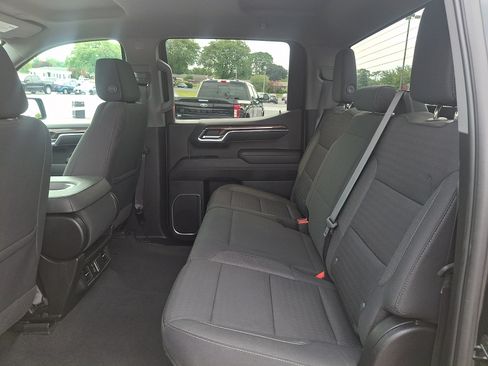 Used 2022 Chevrolet Silverado 1500 RST AWD/4WD image 10