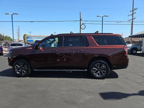 Certified 2022 Chevrolet Suburban Z71 AWD/4WD image 33