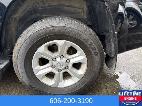 Used 2021 Toyota 4Runner SR5 Premium AWD/4WD image 10