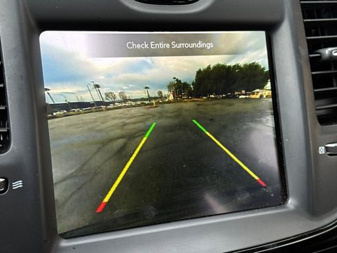 Used 2022 Chrysler 300 S image 16