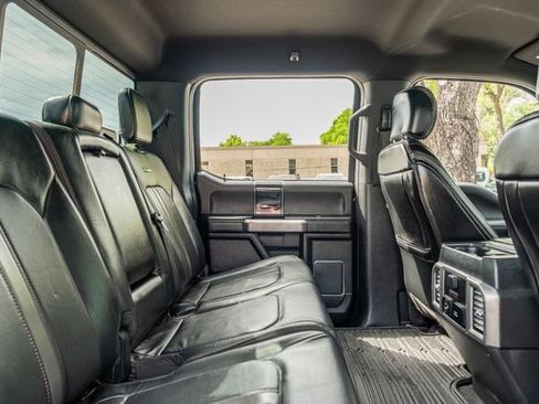 Used 2020 Ford F250 Platinum w/ Tremor Off-Road Package image 41