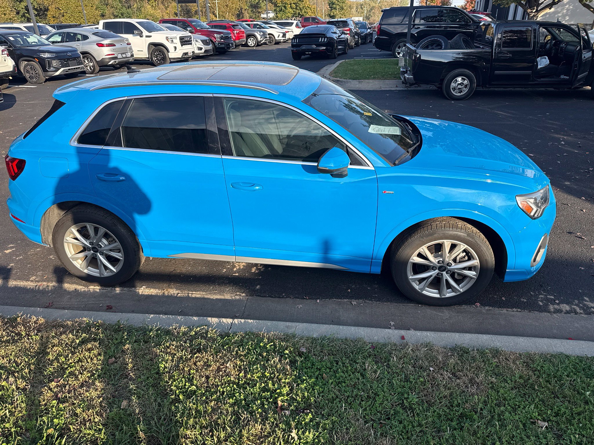 Used 2023 Audi Q3 2.0T Premium AWD/4WD image 4