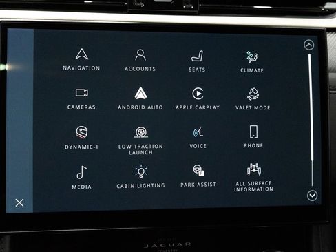 Used 2023 Jaguar F-PACE SVR image 26