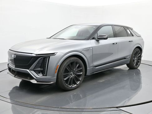 New 2026 Cadillac Lyriq V image 1