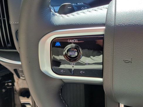 New 2026 Nissan Armada SV image 26