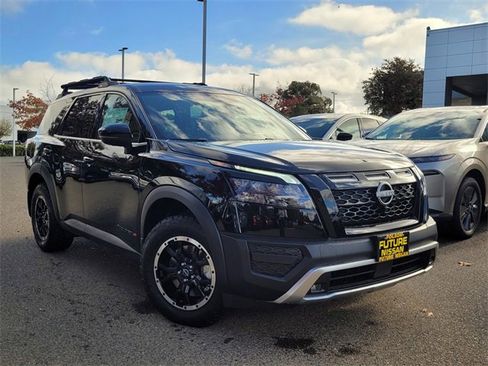 New 2025 Nissan Pathfinder Rock Creek image 1