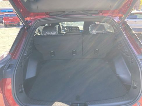 New 2026 Chevrolet Equinox EV LT w/ Convenience Package II image 25