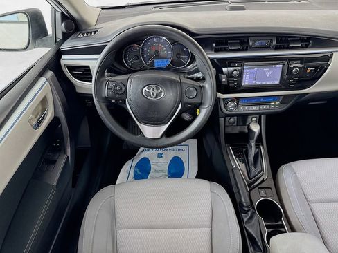 Used 2015 Toyota Corolla LE FWD image 26
