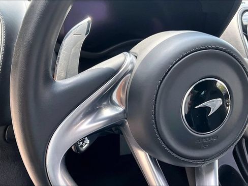 Used 2023 McLaren GT RWD image 24