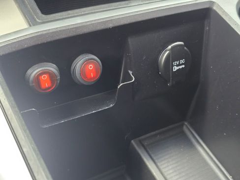 Used 2015 RAM 2500 Big Horn image 34