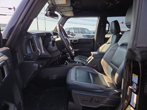 Used 2022 Ford Bronco Outer Banks AWD/4WD image 10