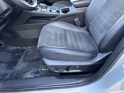 Used 2024 Mitsubishi Outlander AWD image 18