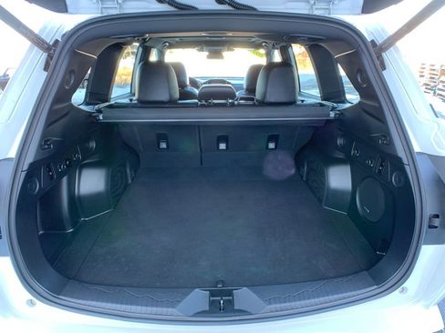 Used 2025 Subaru Forester Limited image 21