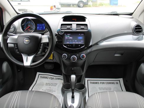 Used 2014 Chevrolet Spark LT image 10